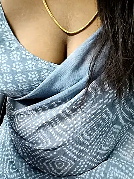 tamil subha69 online show from November 11, 2025, 10:04 pm