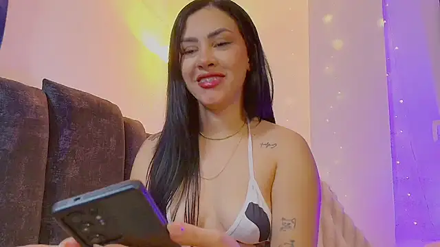Maya Bluee online show from May 7, 2026, 8:23 pm