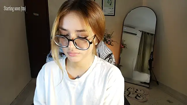 SweetJennaa online show from July 10, 2026, 12:10 am