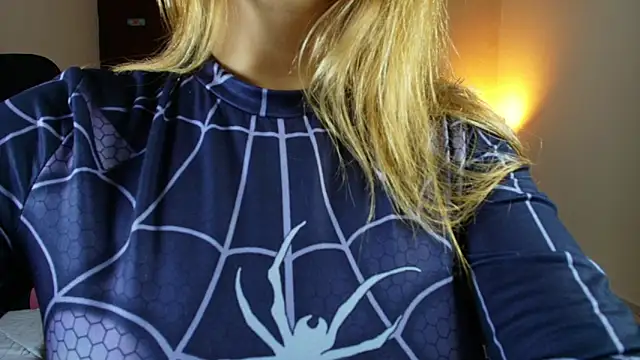 SweetJennaa online show from April 11, 2026, 2:08 am