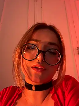 SweetJennaa online show from October 17, 2025, 4:38 am