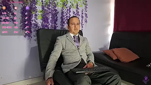 yazfore2 online show from June 17, 2026, 1:54 pm