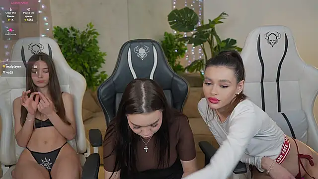 Gabriella054 online show from February 5, 2025, 11:55 am