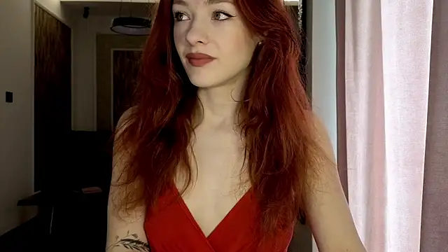 Snapshot of MiaRouge chatting on March 19, 2026, 8:25 am MiaRouge online show from March 19, 2026, 8:25 am