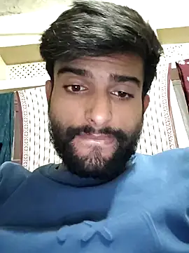 PRIYANHUxh online show from November 22, 2025, 2:05 pm