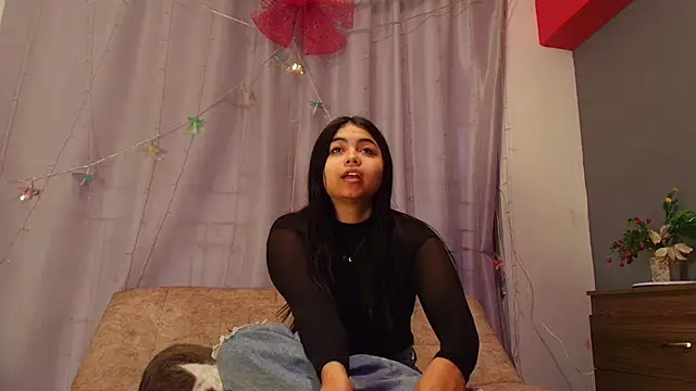 jade brunnette online show from February 1, 2026, 8:07 pm