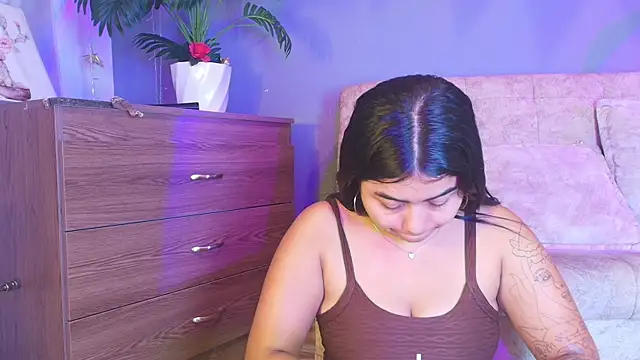 Snapshot of jade_brunnette chatting on June 25, 2026, 8:03 pm jade brunnette online show from June 25, 2026, 8:03 pm