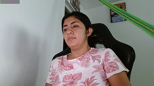 Snapshot of danna_peterson1 chatting on March 2, 2026, 9:33 pm danna peterson1 online show from March 2, 2026, 9:33 pm