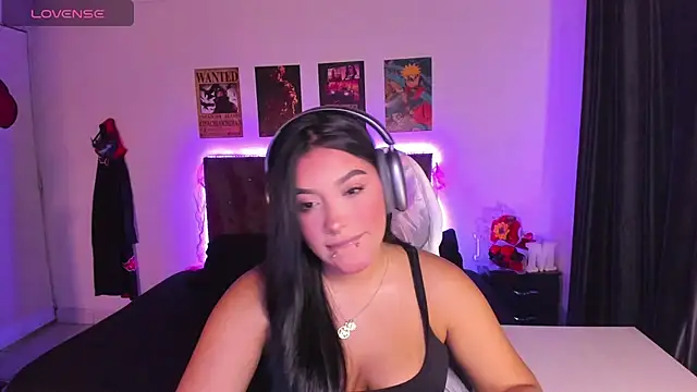 Mariana Hasper  online show from October 4, 2025, 3:52 am