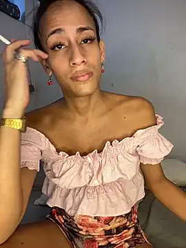 AlexaWarner online show from August 7, 2026, 11:22 pm
