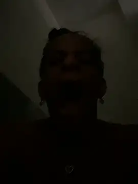 AlexaWarner online show from May 20, 2026, 3:42 pm