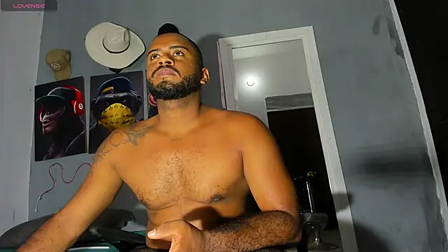 Snapshot of Hardboy_latin chatting on September 25, 2025, 12:27 am Hardboy latin online show from September 25, 2025, 12:27 am