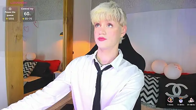 VladHellsing4 online show from February 14, 2026, 2:28 pm