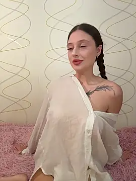 Kimsweet7 online show from November 5, 2025, 6:00 pm