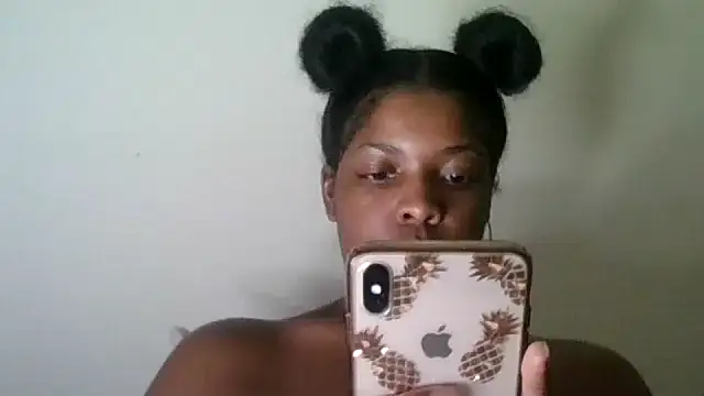 CaramelGoddessxoxo online show from August 6, 2026, 3:01 am