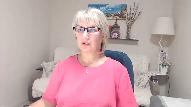 FleurMays online show from October 6, 2025, 4:57 am