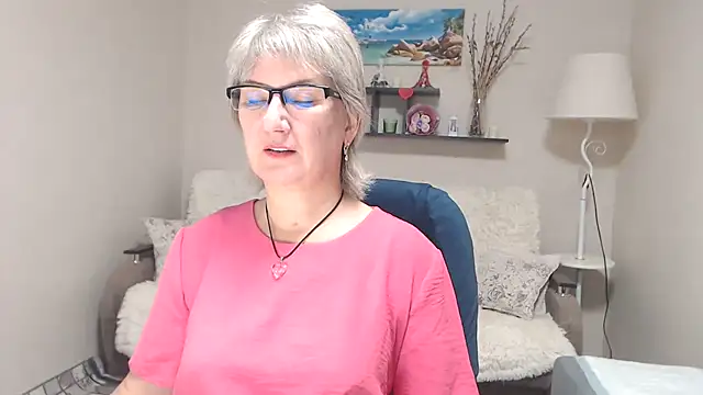 FleurMays online show from October 24, 2025, 5:39 am