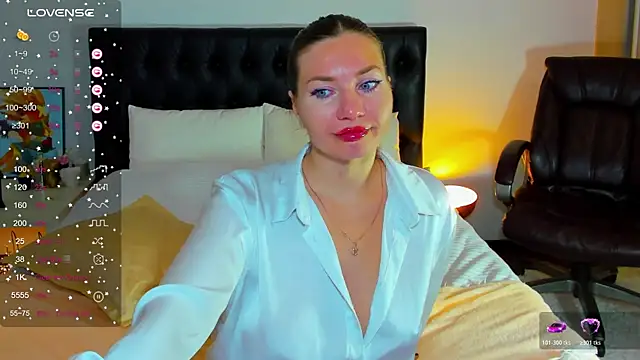 Goddess Squirt  online show from November 15, 2025, 1:53 am