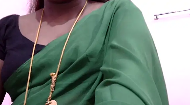 Hot akshara online show from February 19, 2025, 2:44 pm