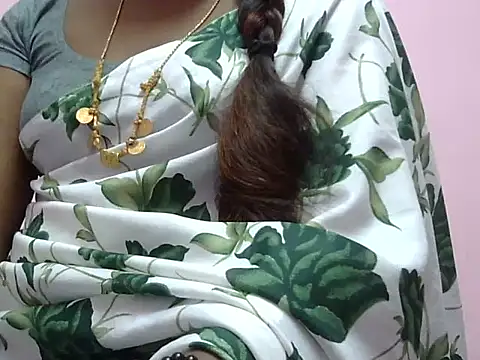 Hot akshara online show from November 19, 2025, 5:46 pm