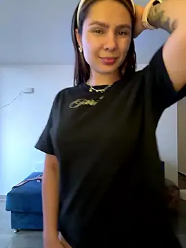 SofiaG  online show from January 15, 2026, 10:24 pm