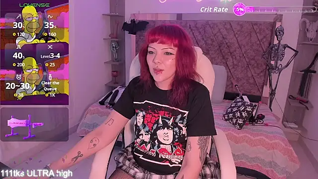 Sarah-Stoner online show from November 18, 2025, 9:07 pm