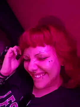 Sarah-Stoner online show from June 21, 2026, 8:58 pm