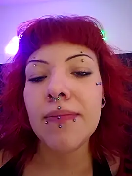 Sarah-Stoner online show from June 17, 2026, 12:32 am