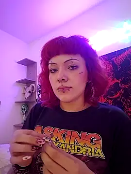 Sarah-Stoner online show from June 25, 2026, 5:12 am