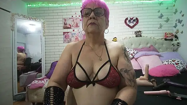maturehot 65 online show from June 9, 2026, 10:22 pm
