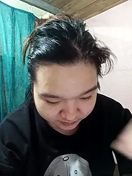 Snapshot of Thomgdee chatting on February 12, 2026, 5:56 pm Thomgdee online show from February 12, 2026, 5:56 pm