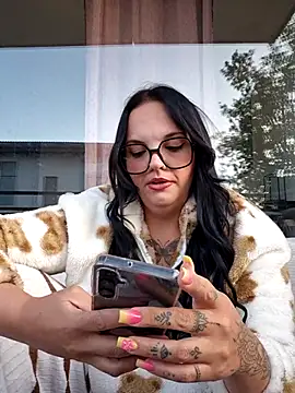 Snapshot of Jujuicy_97 chatting on July 19, 2026, 7:10 pm Jujuicy 97 online show from July 19, 2026, 7:10 pm