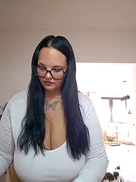 Snapshot of Jujuicy_97 chatting on July 15, 2026, 10:11 am Jujuicy 97 online show from July 15, 2026, 10:11 am