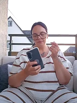Snapshot of Jujuicy_97 chatting on June 29, 2026, 7:57 pm Jujuicy 97 online show from June 29, 2026, 7:57 pm