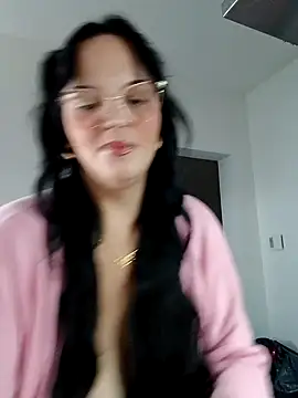 Jujuicy 97 online show from October 5, 2025, 11:23 am