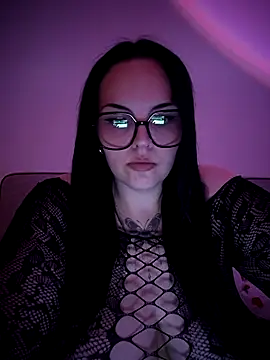 Jujuicy 97 online show from June 12, 2026, 8:39 pm