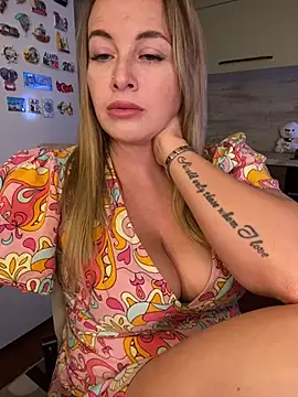 Cute Hot Alice online show from January 17, 2026, 8:12 pm