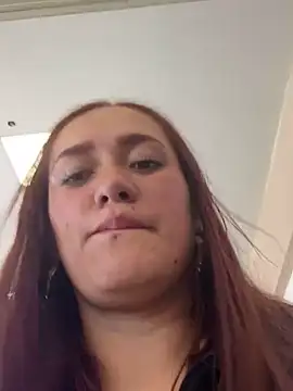  KarolSmith online show from January 20, 2025, 1:32 pm