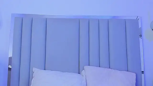 PersefoneWoods1 online show from October 20, 2025, 4:51 pm