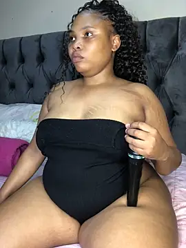 Anaelle24 online show from March 20, 2026, 7:42 am