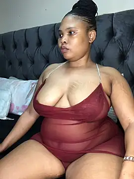 Anaelle24 online show from June 19, 2026, 3:23 am