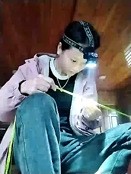 lytamye online show from December 6, 2024, 1:13 am