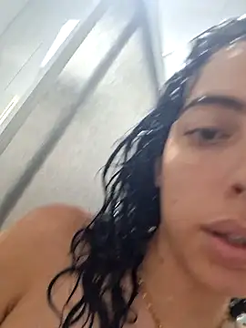 Sweet-diamondxxx online show from November 24, 2025, 9:04 pm