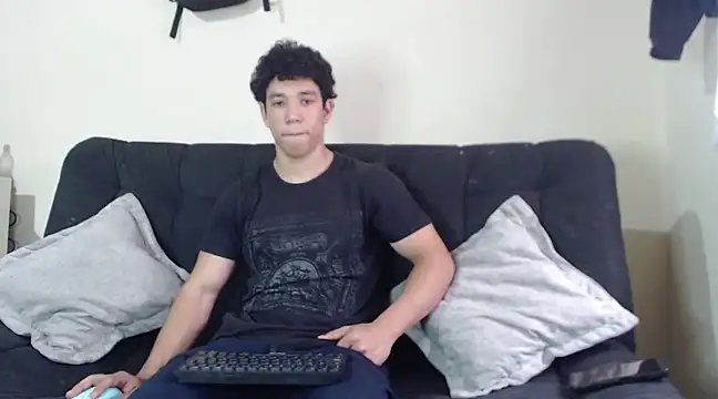 ethan noir online show from March 10, 2025, 7:07 pm