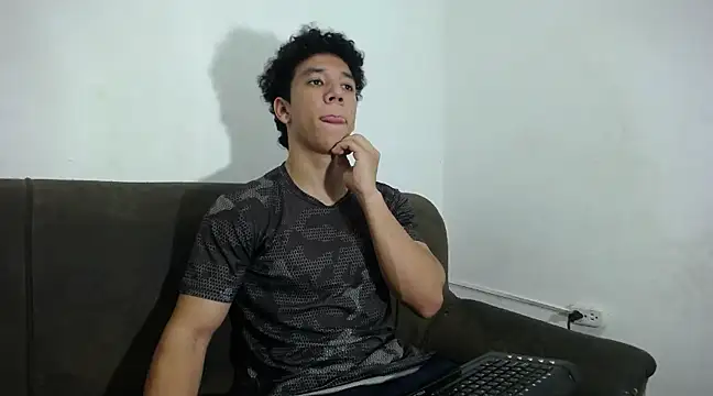 ethan noir online show from February 25, 2025, 9:26 pm