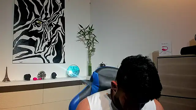 Daemon21 online show from October 1, 2025, 11:30 pm