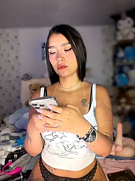 -Loren- online show from July 6, 2026, 12:12 pm