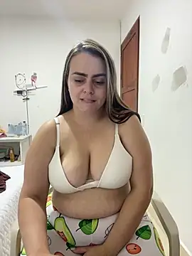 Im Amelia online show from June 14, 2026, 1:24 am