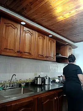 Im Amelia online show from September 24, 2025, 1:06 pm