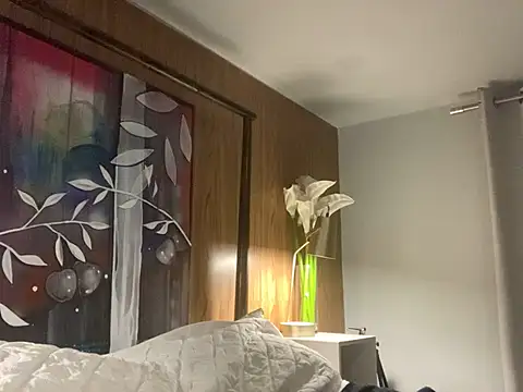 Audrey hotty online show from March 8, 2025, 5:17 am